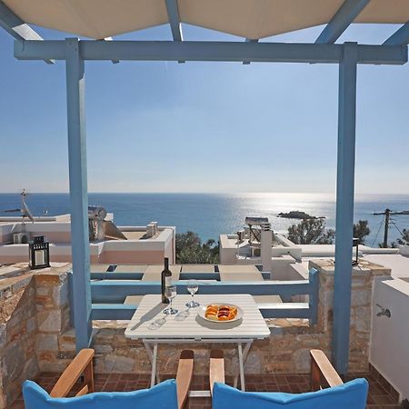 Ebatis Guesthouse Vári المظهر الخارجي الصورة